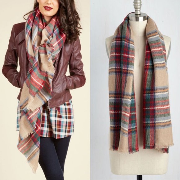 Modcloth Accessories - Modcloth Plaid Blanket Scarf